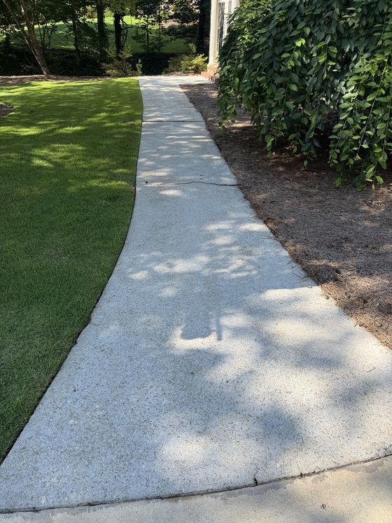 Concrete walkway after cleaning