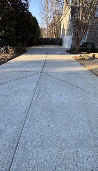 Long driveway after cleaning