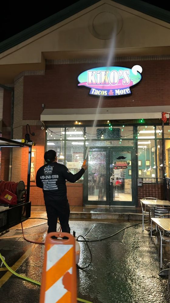 Retail & Shopping Centers pressure washing