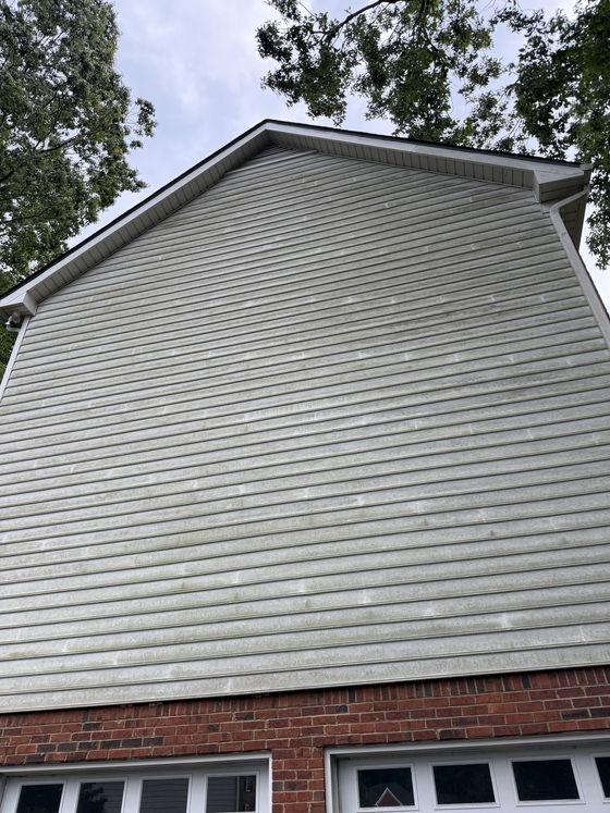 Soft wash siding before cleaning